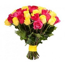 Букет из 39 желто-розовой розы