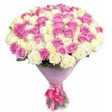 Букет из 75 белых и розовых Роз 
