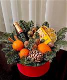 Новогодняя композиция в шляпе 25 см